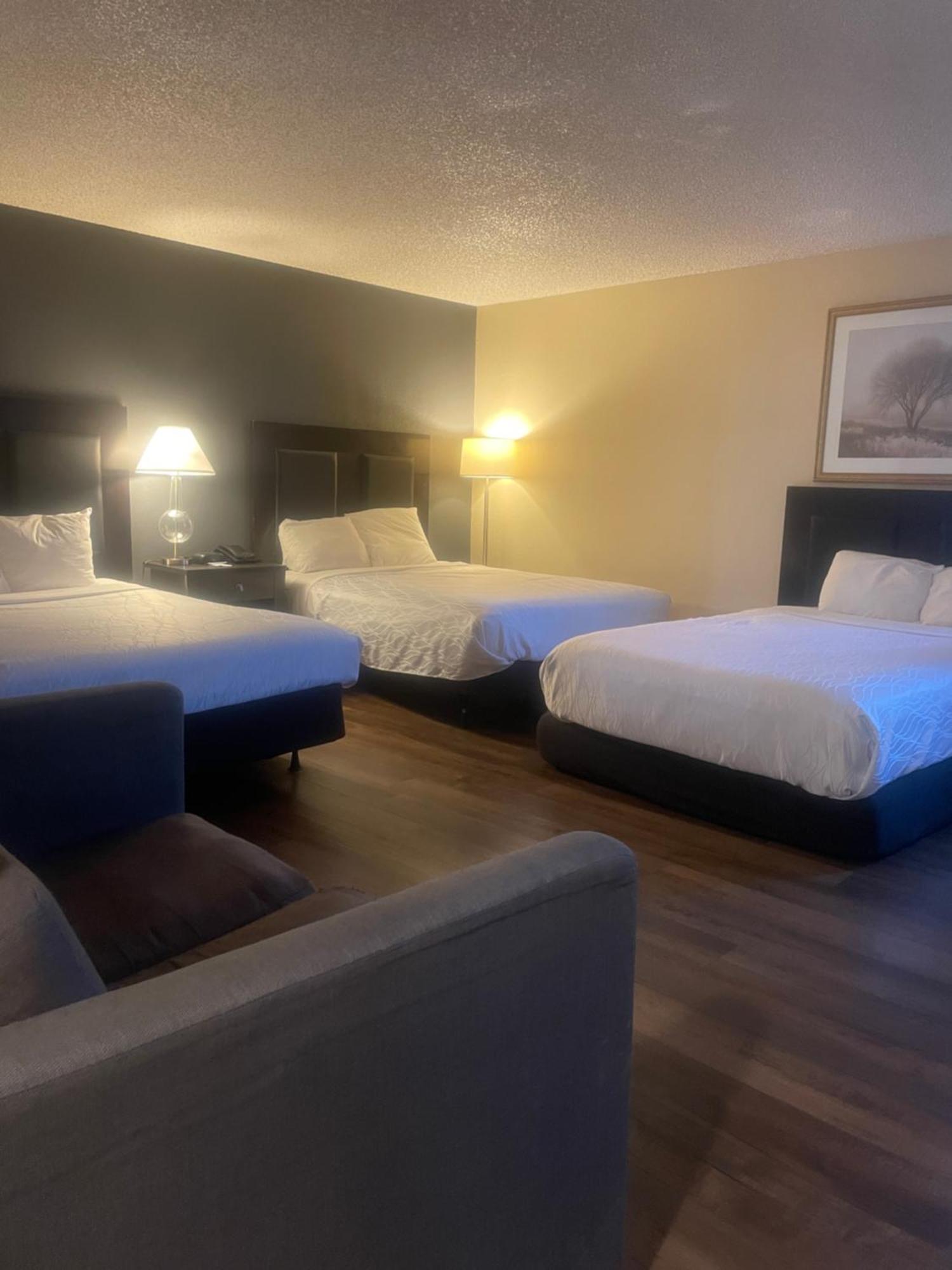 Sutter Inn Юба Сити Екстериор снимка